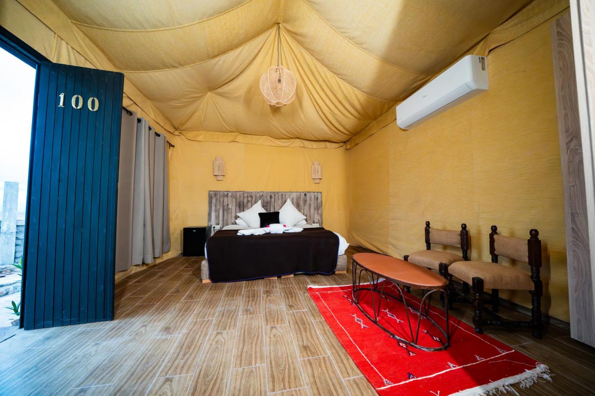 Le Bedouin Agafay Villa Marrakesh Exteriör bild