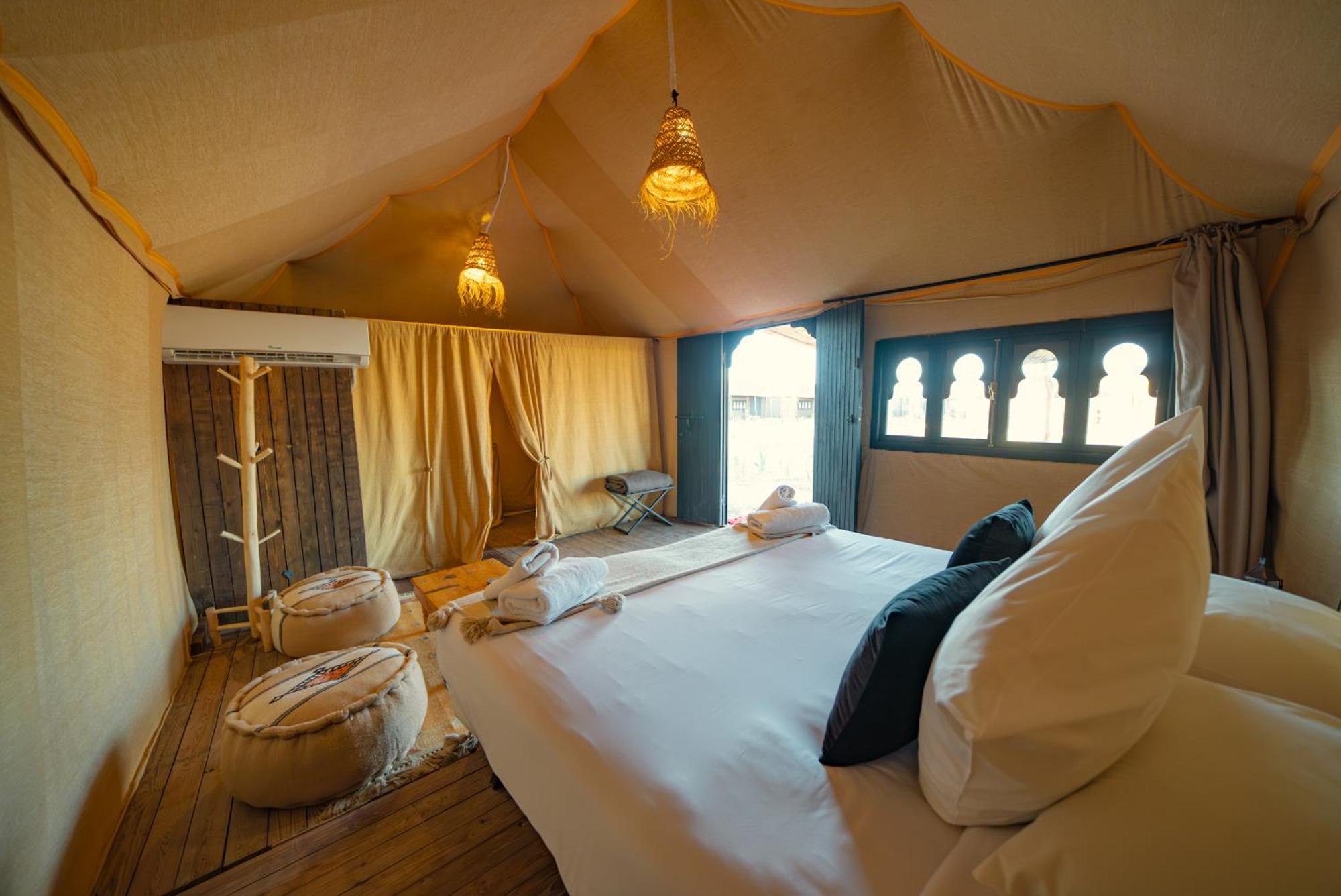 Le Bedouin Agafay Villa Marrakesh Exteriör bild
