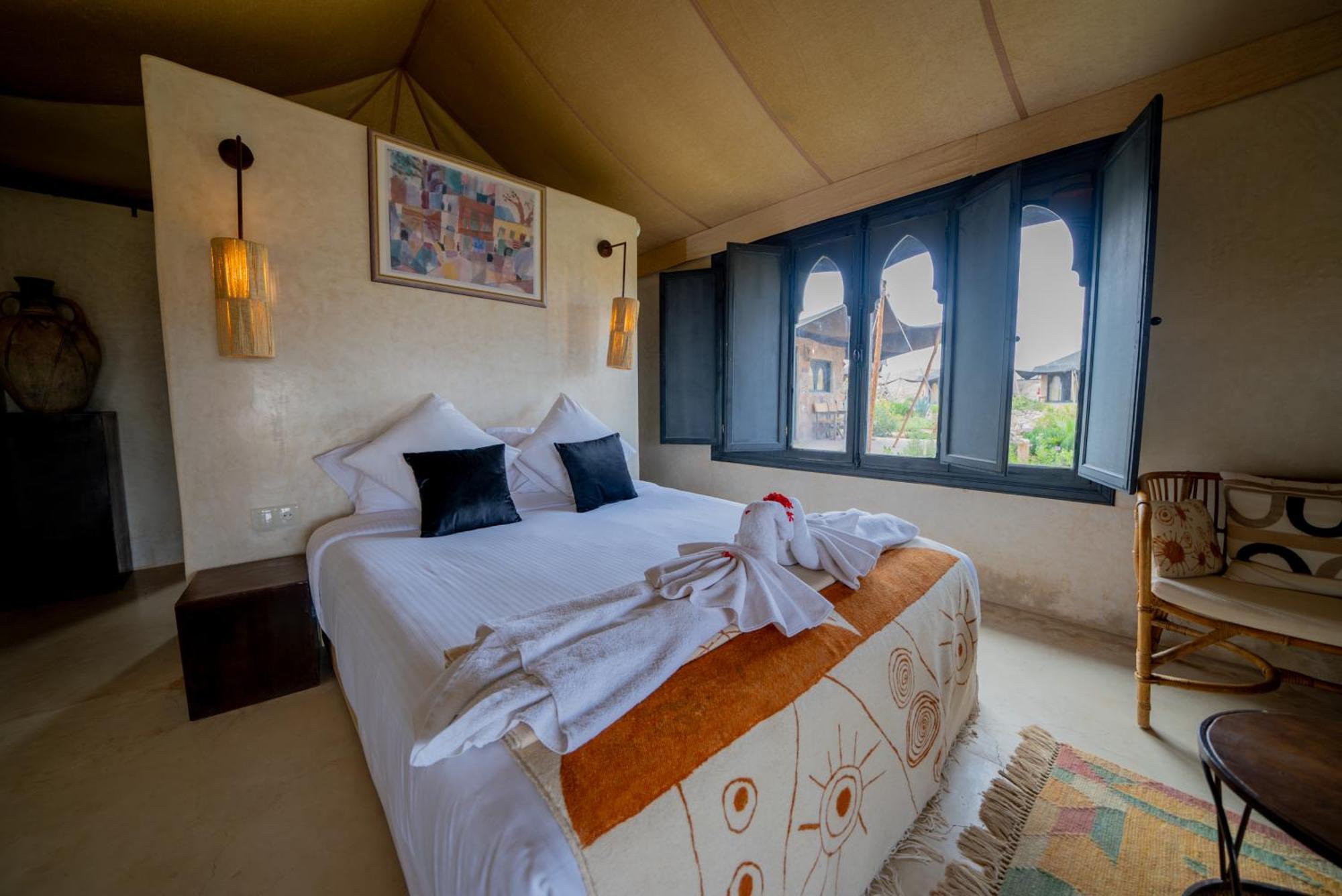 Le Bedouin Agafay Villa Marrakesh Exteriör bild