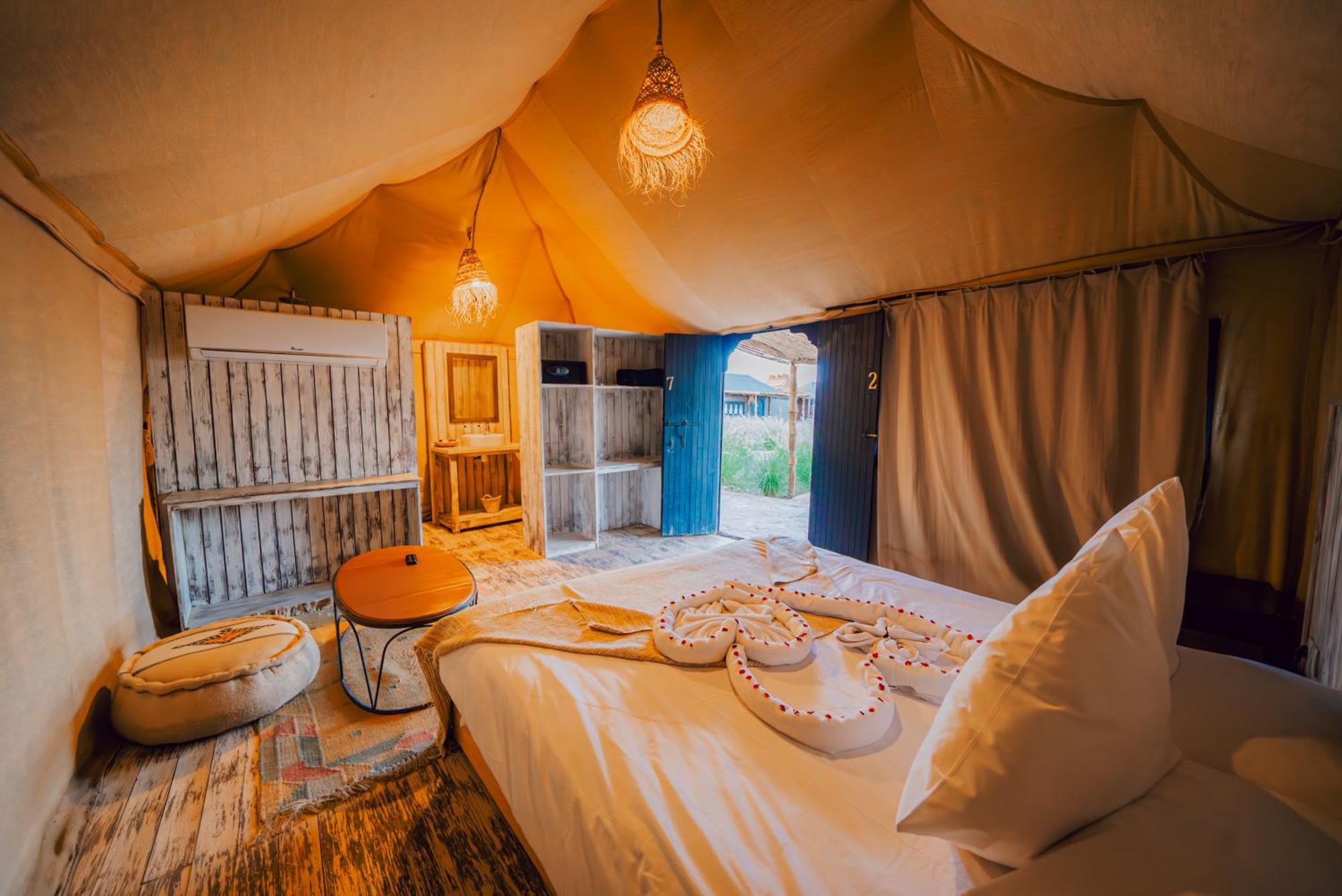 Le Bedouin Agafay Villa Marrakesh Exteriör bild